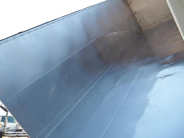 UDトラックス（日産） クオン 大型 土砂ダンプ *********(95261) 41枚目