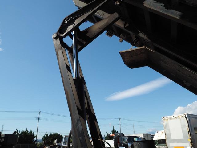 UDトラックス（日産） クオン 大型 土砂ダンプ *********(95261) 45枚目