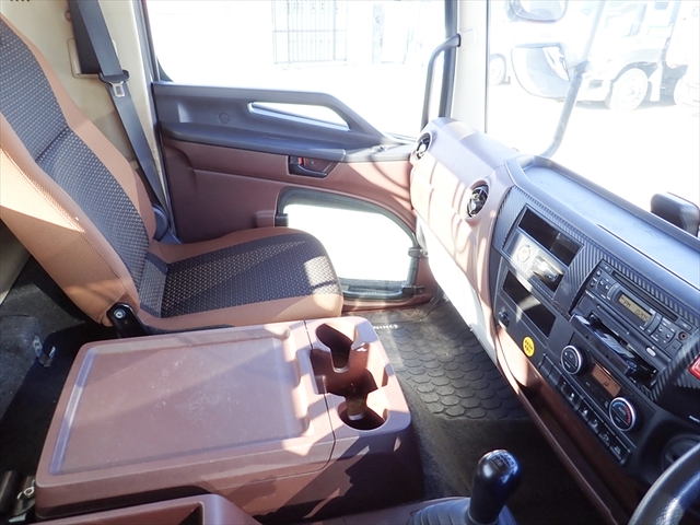 日野 レンジャー 増トン 平ボディ 2PG-FJ2ABA(95328) 48枚目