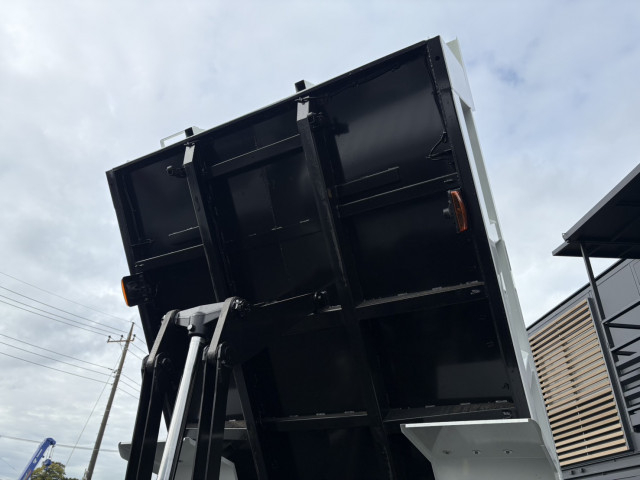 三菱ふそう ファイター 増トン 土砂ダンプ 2KG-FK62FZ(95367) 13枚目