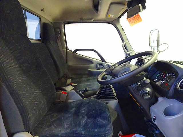 トヨタ ダイナ 小型 平ボディ 2KG-XZC645(95371) 6枚目