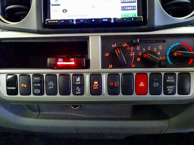 トヨタ ダイナ 小型 平ボディ 2KG-XZC645(95371) 11枚目