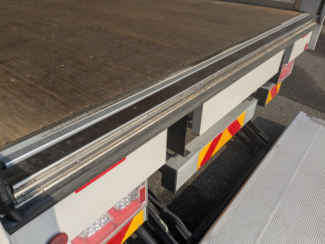 いすゞ フォワード 中型 アルミウィング 2RG-FRR90T4(95370) 12枚目