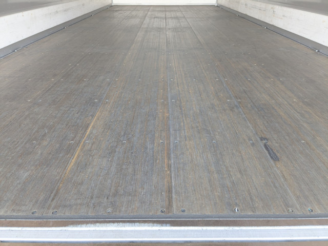 いすゞ フォワード 中型 アルミウィング 2RG-FRR90T4(95370) 16枚目