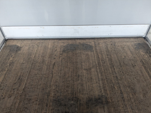 いすゞ フォワード 中型 アルミウィング 2RG-FRR90T4(95370) 18枚目