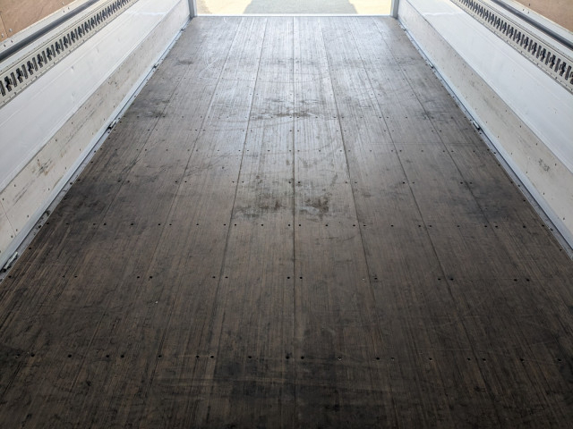 いすゞ フォワード 中型 アルミウィング 2RG-FRR90T4(95370) 21枚目