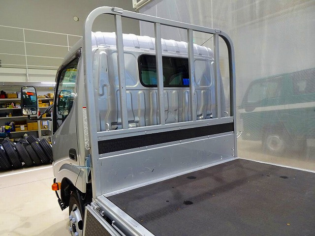 トヨタ ダイナ 小型 平ボディ 2KG-XZC645(95371) 28枚目