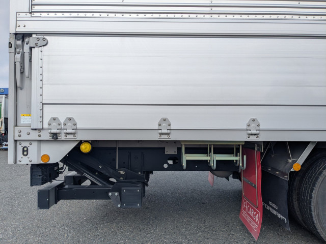 いすゞ フォワード 中型 アルミウィング 2RG-FRR90T4(95370) 32枚目