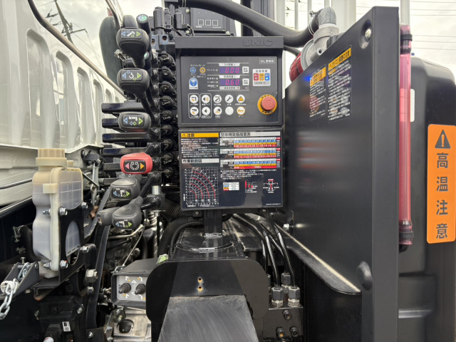 三菱ふそう ファイター 増トン クレーン付き 2KG-FK62FZ(95373) 18枚目