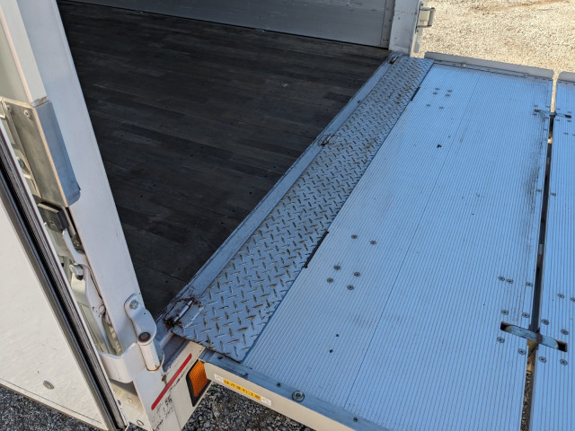 三菱ふそう ファイター 中型 アルミウィング 2KG-FK65F(95375) 13枚目