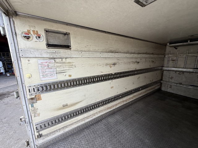 いすゞ エルフ 小型 冷凍冷蔵バン SKG-NPR85AN(95377) 11枚目