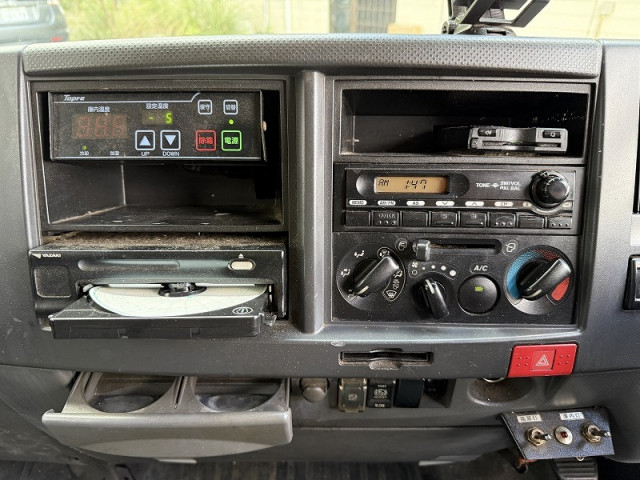 いすゞ エルフ 小型 冷凍冷蔵バン SKG-NPR85AN(95377) 31枚目