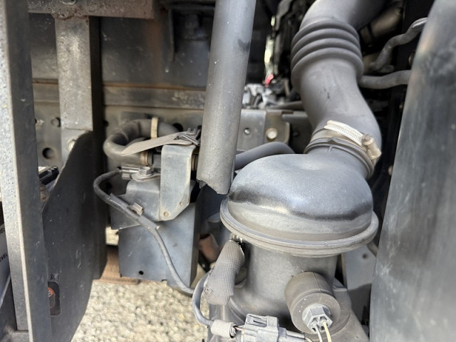 いすゞ エルフ 小型 冷凍冷蔵バン SKG-NPR85AN(95377) 44枚目