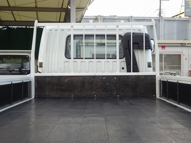 三菱ふそう ファイター 中型 平ボディ 2KG-FK62F(95378) 14枚目