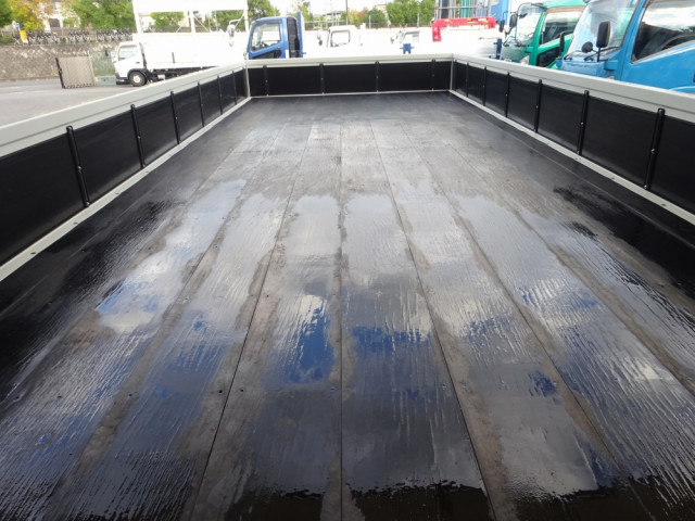 三菱ふそう ファイター 中型 平ボディ 2KG-FK62F(95378) 15枚目