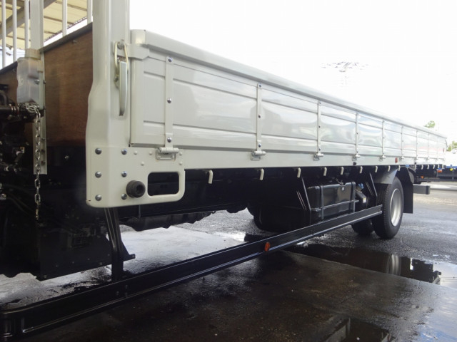 三菱ふそう ファイター 中型 平ボディ 2KG-FK62F(95378) 20枚目