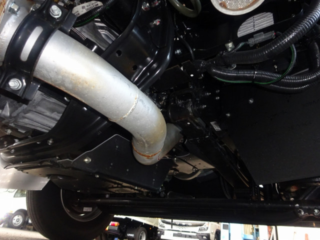 三菱ふそう ファイター 中型 平ボディ 2KG-FK62F(95378) 24枚目