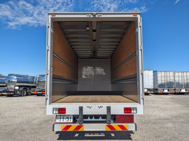 日野 レンジャー 増トン アルミウィング 2PG-FE2ACG(95380) 9枚目