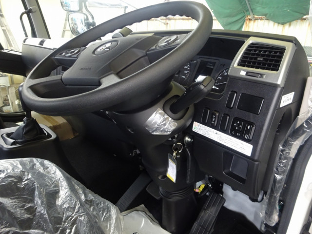 三菱ふそう ファイター 中型 平ボディ 2KG-FK62F(95378) 38枚目