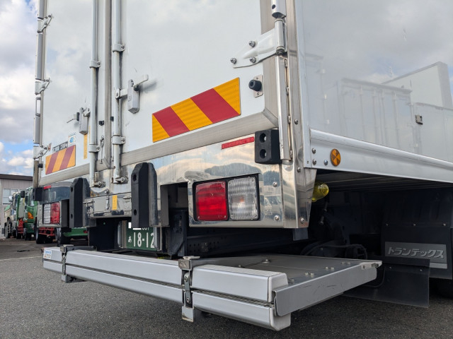 日野 レンジャー 中型 冷凍冷蔵バン 2KG-FD2ABG(95386) 7枚目