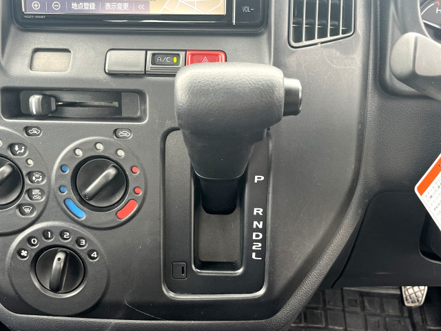 トヨタ タウンエース 小型 平ボディ 5BF-S403U(95387) 17枚目