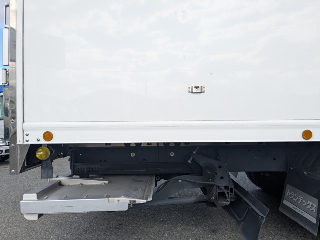 日野 レンジャー 中型 冷凍冷蔵バン 2KG-FD2ABG(95386) 33枚目
