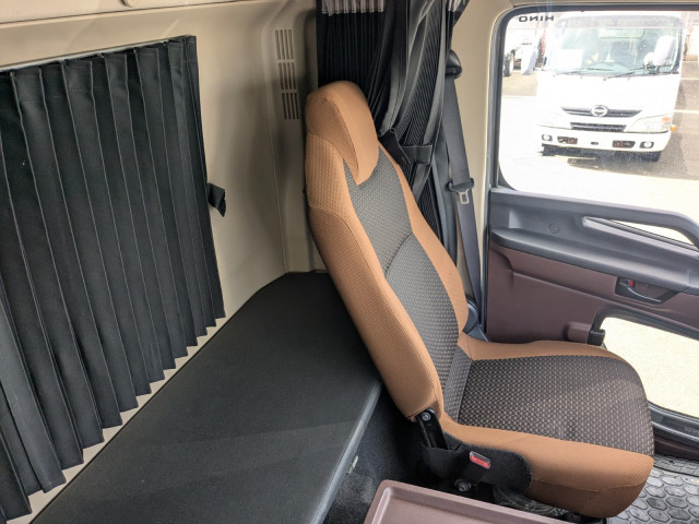 日野 レンジャー 中型 冷凍冷蔵バン 2KG-FD2ABG(95386) 38枚目