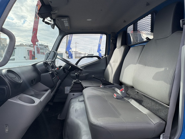 日野 デュトロ 小型 平ボディ 2RG-XZU605M(95388) 29枚目