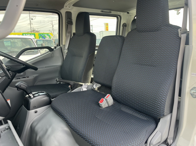 トヨタ ダイナ 小型 Wキャブ 2DG-GDY281(95392) 15枚目