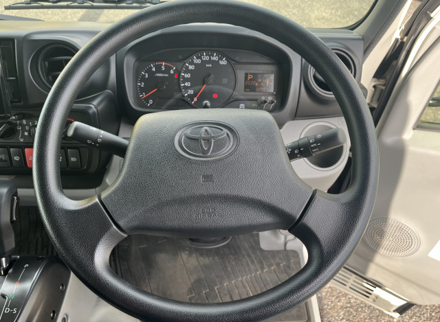 トヨタ ダイナ 小型 Wキャブ 2DG-GDY281(95392) 16枚目