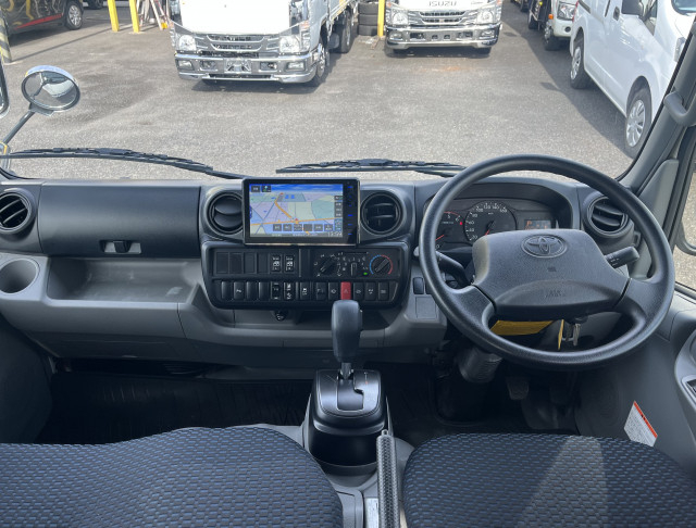 トヨタ ダイナ 小型 Wキャブ 2DG-GDY281(95392) 18枚目