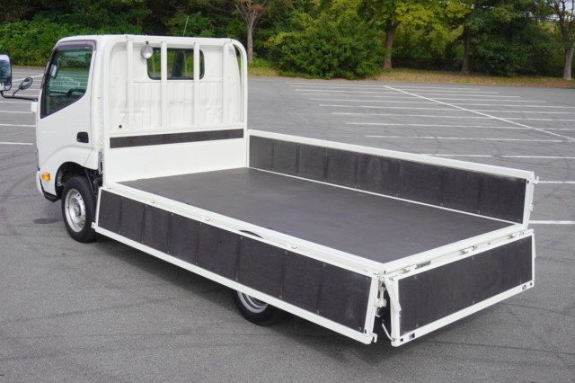 トヨタ ダイナ 小型 平ボディ 3BF-TRY230(95394) 18枚目