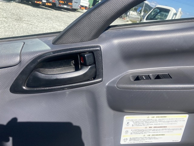 マツダ タイタン 小型 平ボディ 2RG-LPR88AR(95393) 29枚目