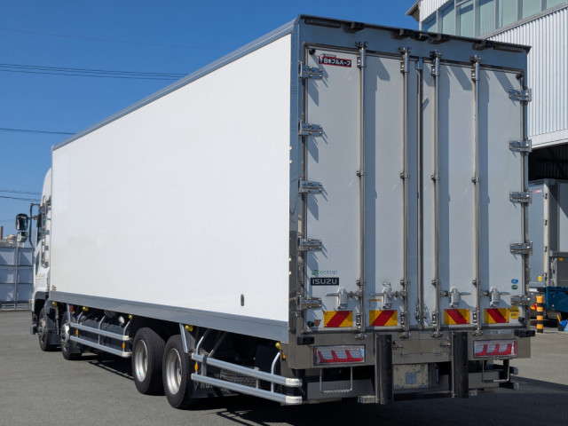 いすゞ ギガ 大型 冷凍冷蔵バン 2PG-CYJ77C(95396) 4枚目