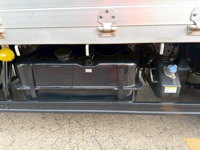 三菱ふそう ファイター 中型 平ボディ 2KG-FK65F(95395) 9枚目