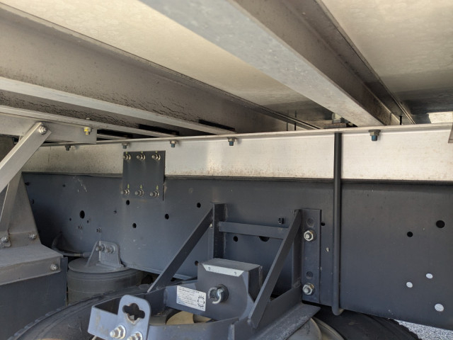 いすゞ ギガ 大型 冷凍冷蔵バン 2PG-CYJ77C(95396) 11枚目