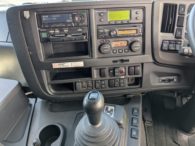 いすゞ ギガ 大型 冷凍冷蔵バン 2PG-CYJ77C(95396) 35枚目