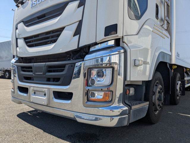 いすゞ ギガ 大型 冷凍冷蔵バン 2PG-CYJ77C(95396) 46枚目