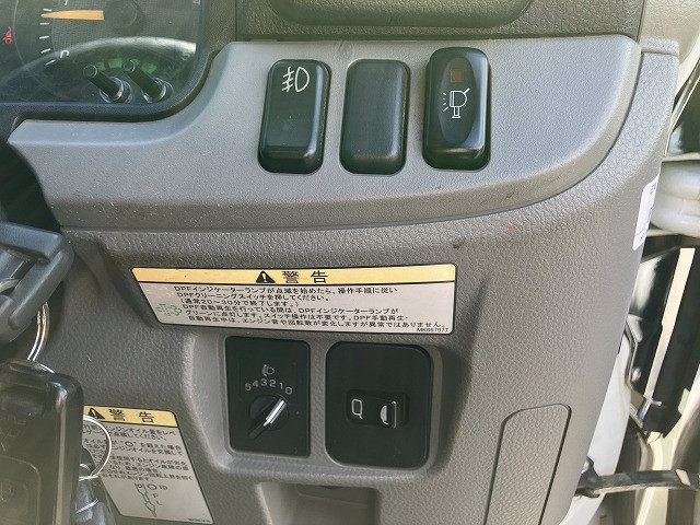 三菱ふそう キャンター 小型 Wキャブ 2RG-FBA20(95405) 33枚目