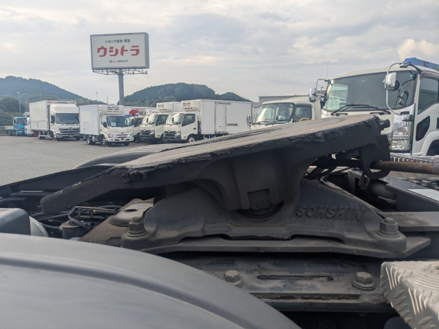 日野 プロフィア 大型 トラクタ（シングル） 2DG-SH1EDGG(95410) 17枚目