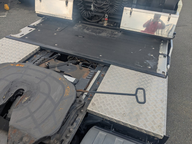 日野 プロフィア 大型 トラクタ（シングル） 2DG-SH1EDGG(95410) 19枚目