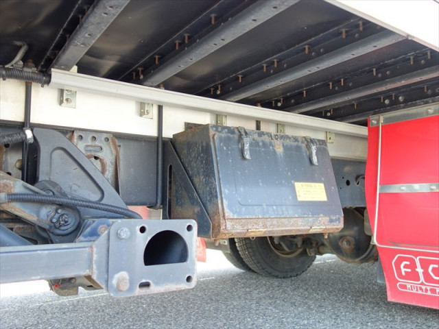 いすゞ フォワード 中型 アルミウィング 2RG-FRR90T2(95411) 11枚目