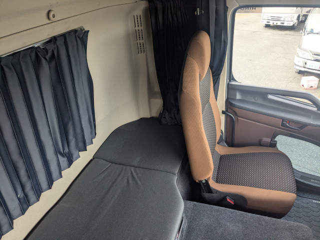 日野 プロフィア 大型 トラクタ（シングル） 2DG-SH1EDGG(95410) 26枚目