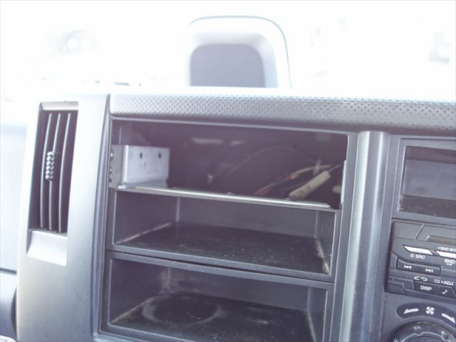 いすゞ フォワード 中型 アルミウィング 2RG-FRR90T2(95411) 27枚目