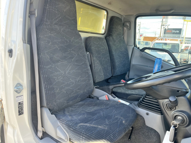 トヨタ ダイナ 小型 平ボディ 2DG-GDY231(95412) 15枚目