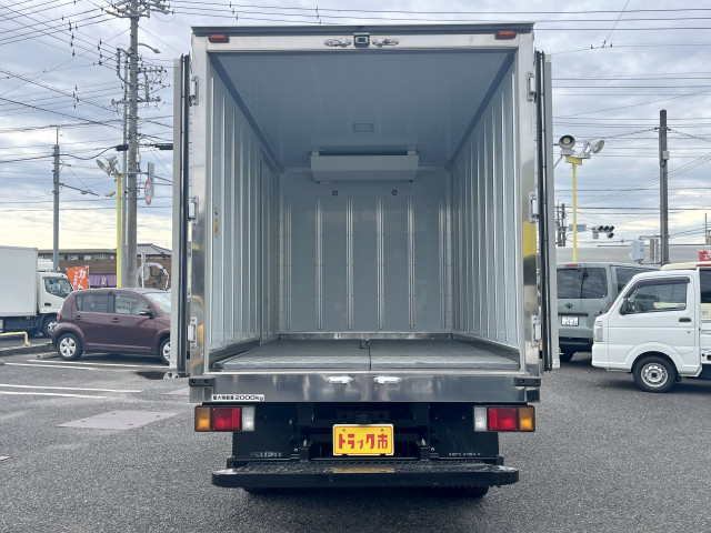 いすゞ エルフ 小型 冷凍冷蔵バン 2RG-NMR88AN(95413) 7枚目