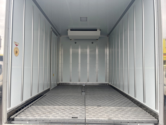 いすゞ エルフ 小型 冷凍冷蔵バン 2RG-NMR88AN(95413) 8枚目