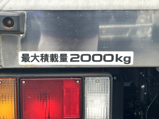 いすゞ エルフ 小型 冷凍冷蔵バン 2RG-NMR88AN(95413) 16枚目