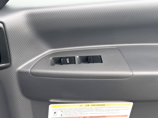 いすゞ エルフ 小型 冷凍冷蔵バン 2RG-NMR88AN(95413) 31枚目