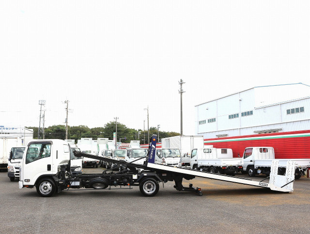 いすゞ エルフ 小型 車載専用車 2RG-NPR88AN(95414) 8枚目